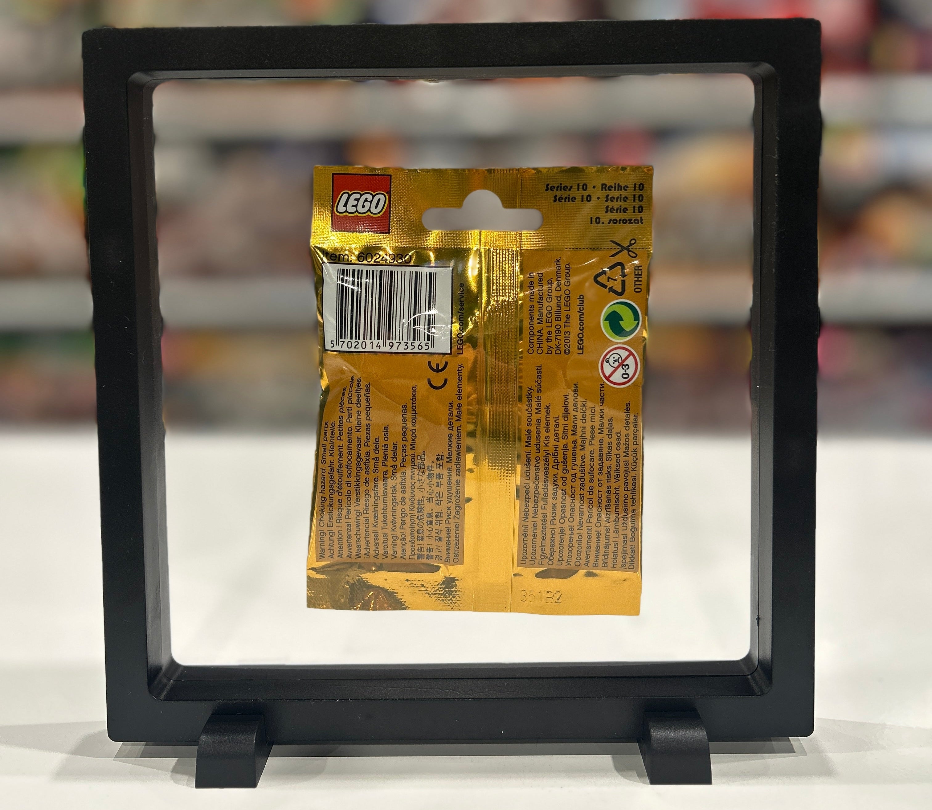 CMF Series 10 Minifigure, 71001