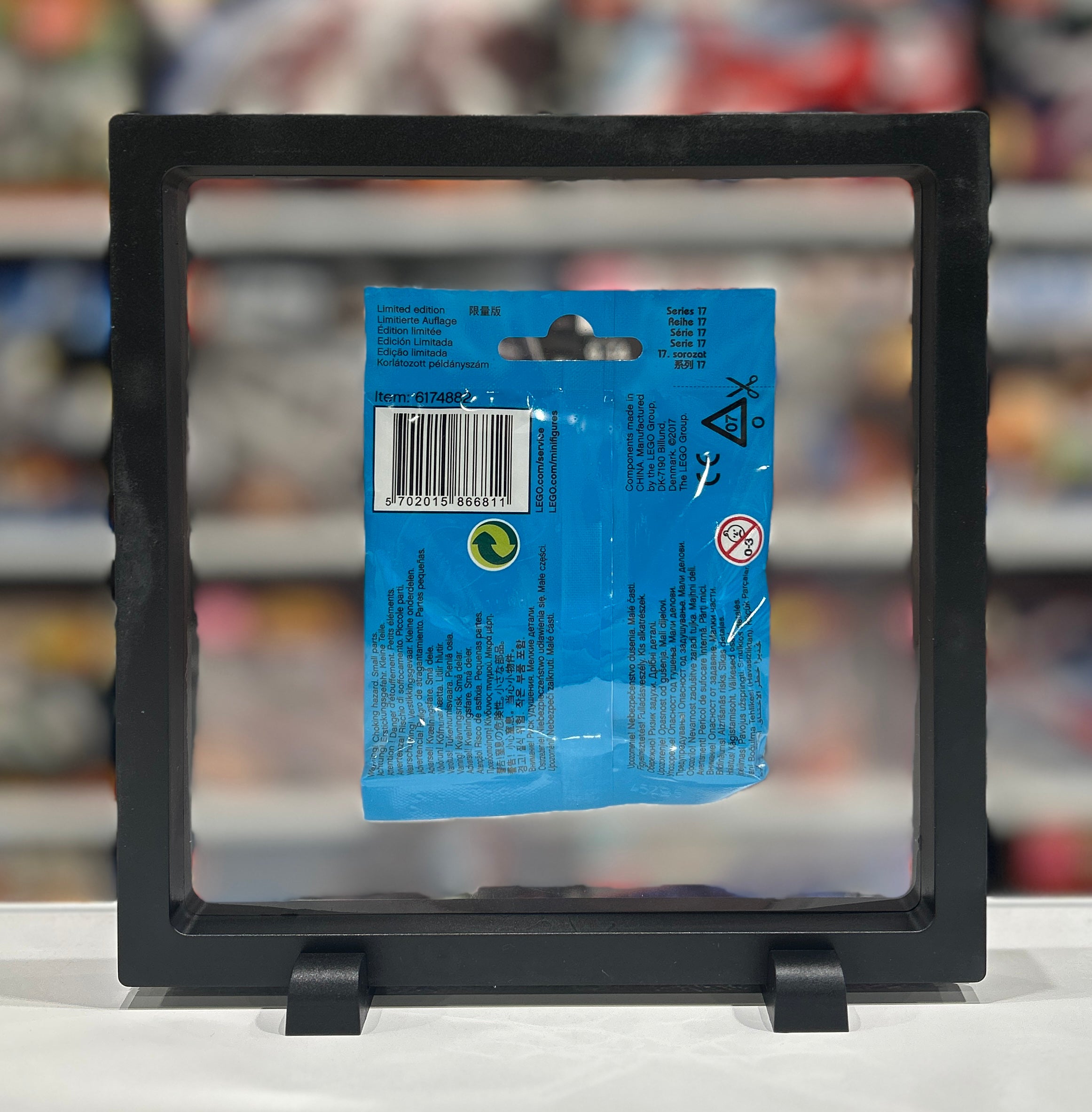 CMF Series 17 Minifigure, 71018