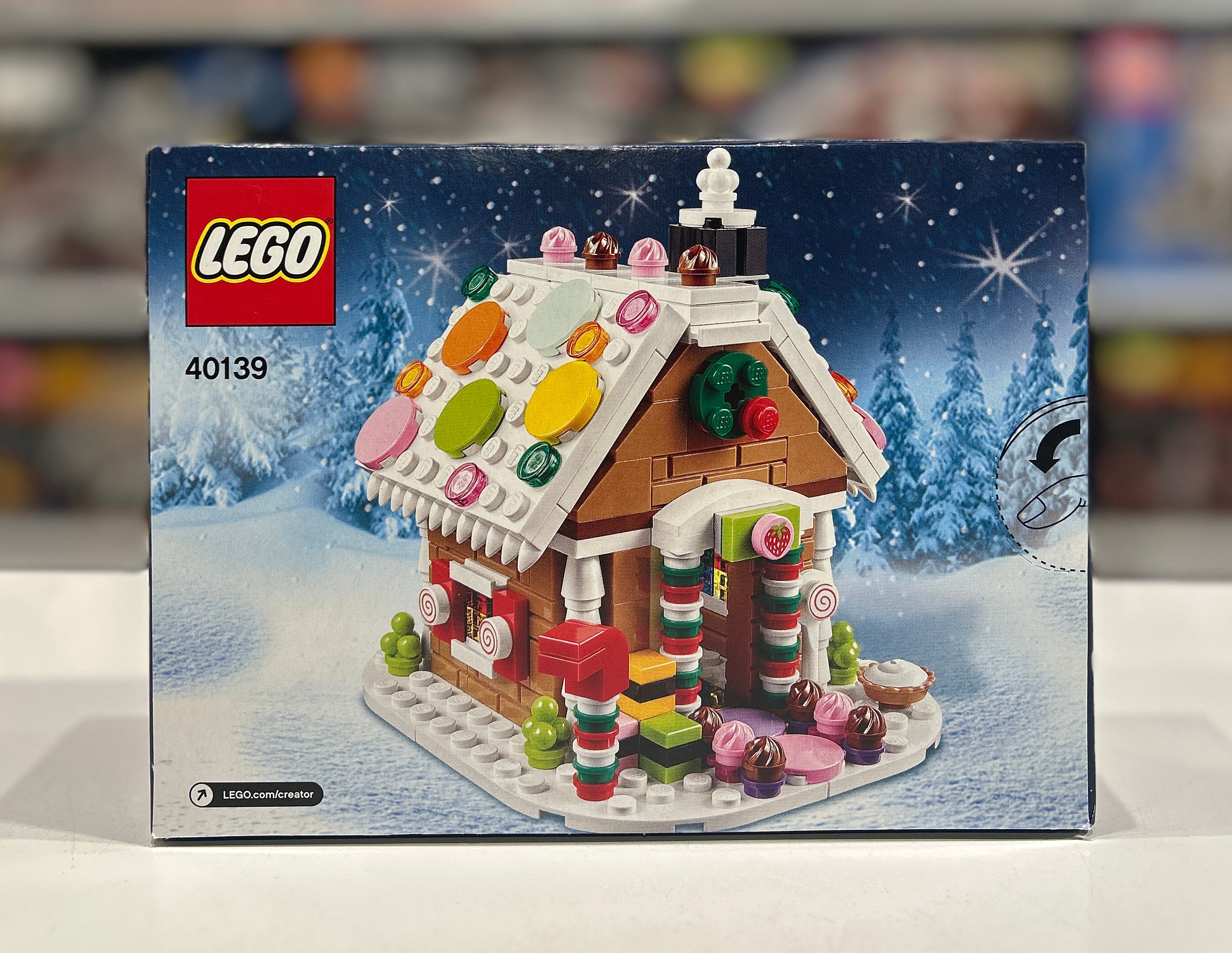 Gingerbread House, 40139