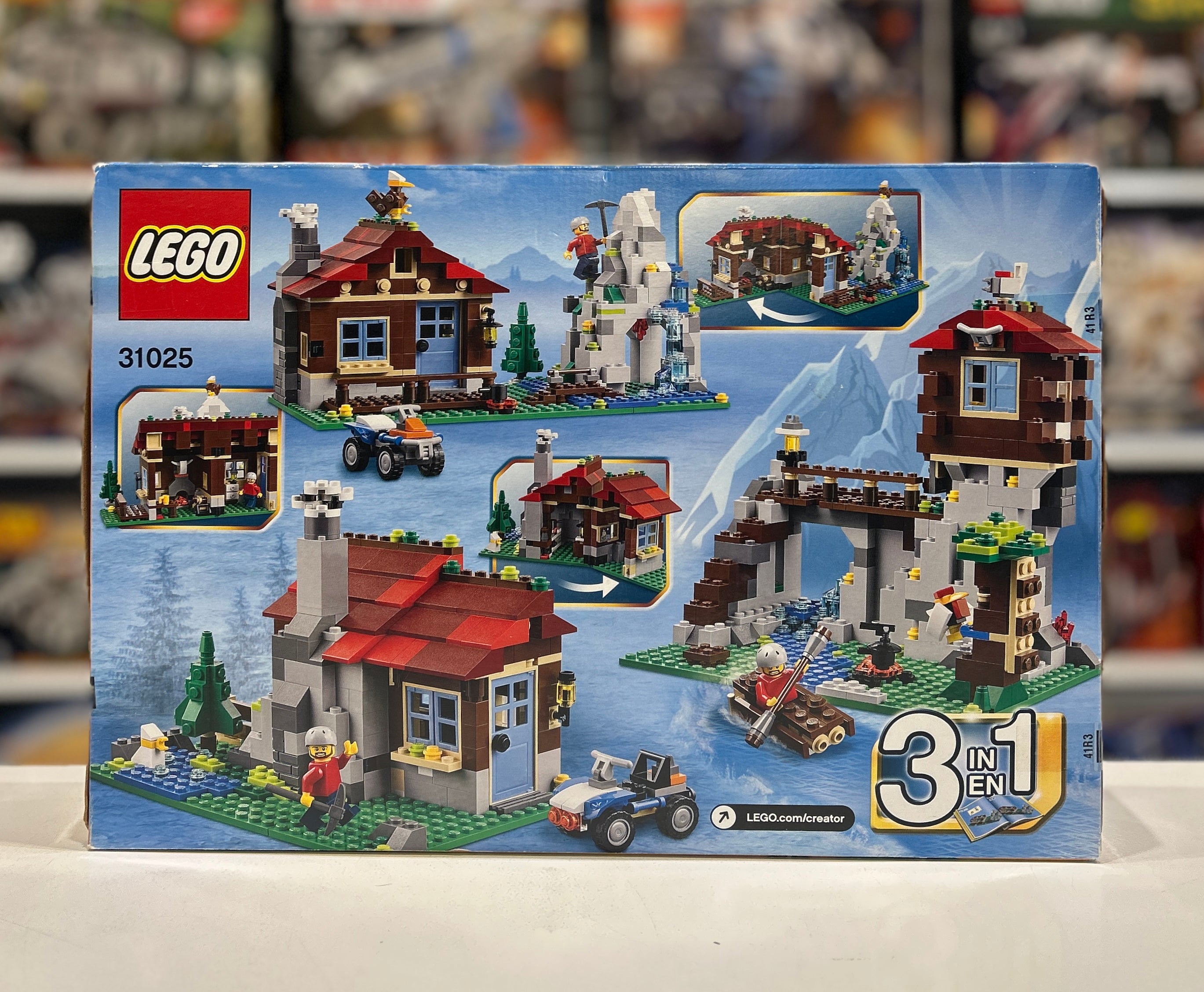 Mountain Hut, 31025