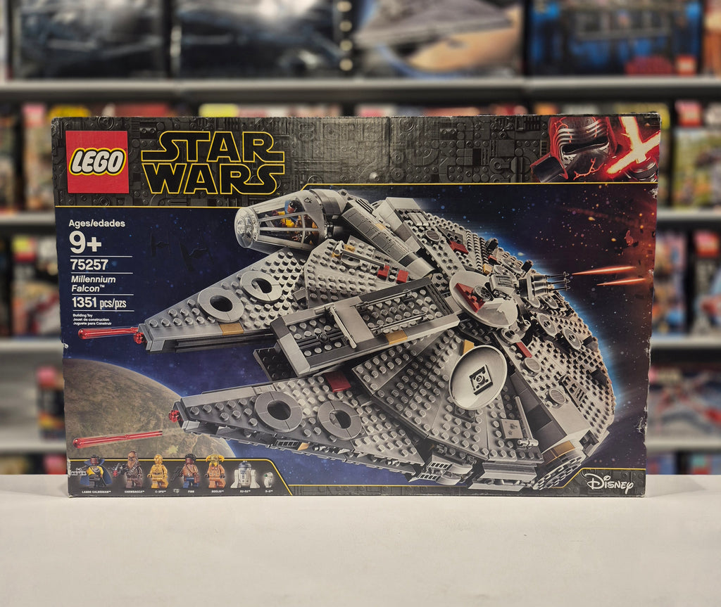 Millennium Falcon, 75257