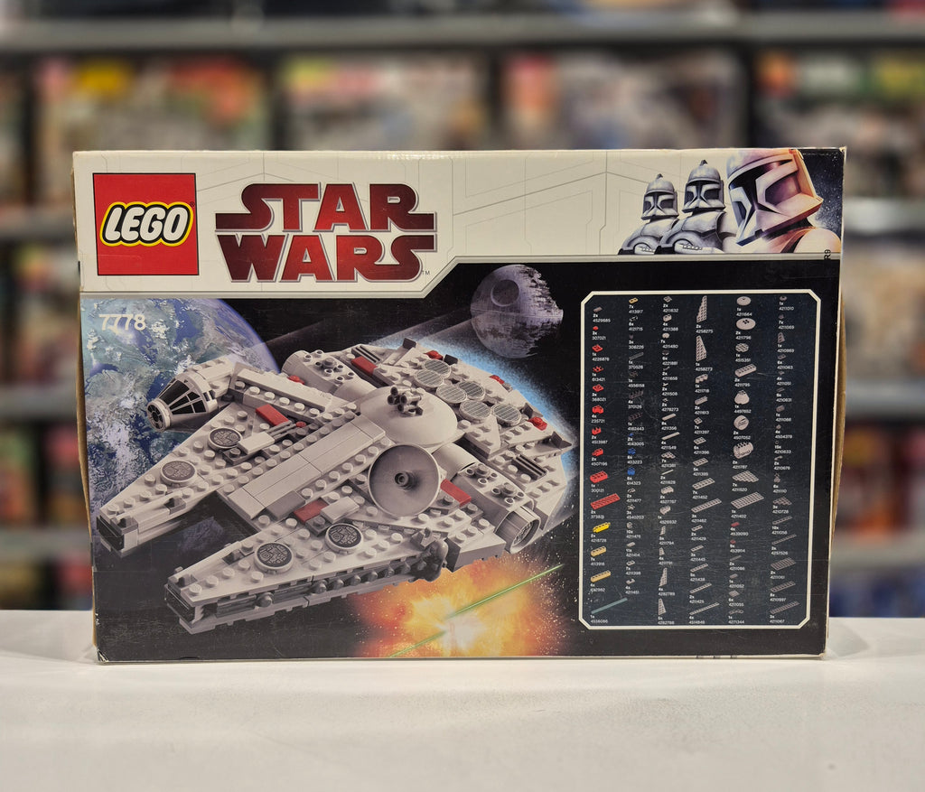 Midi-Scale Millennium Falcon, 7778