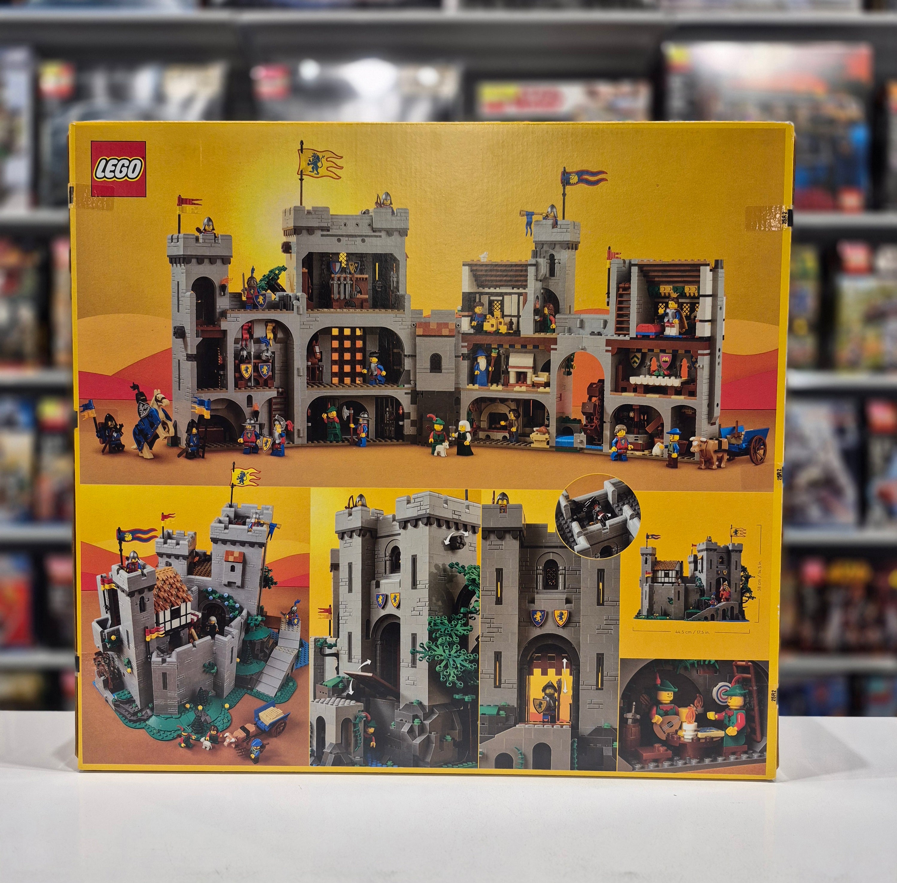 Lion Knights' Castle, 10305