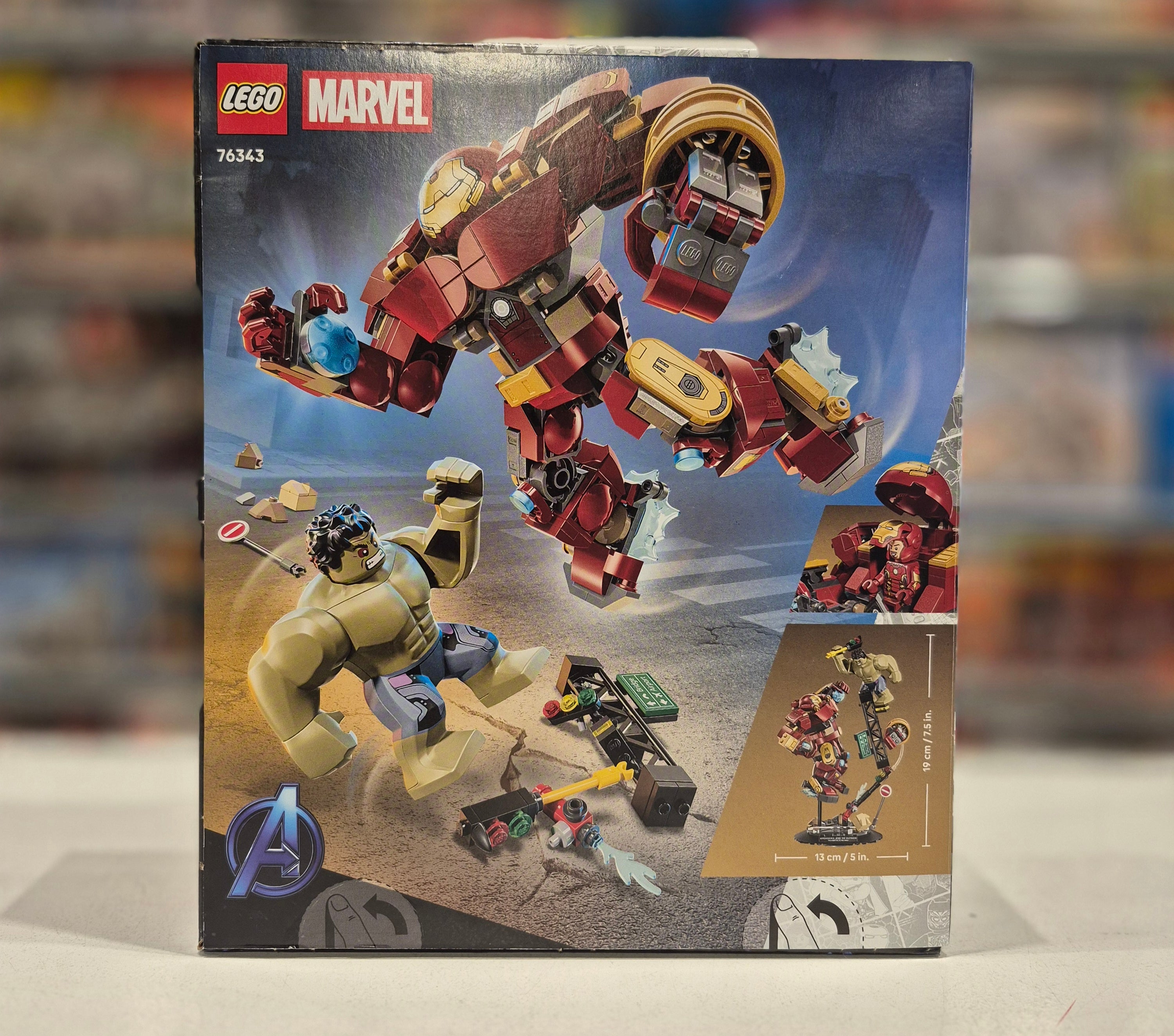 Epic Battle: Hulk Buster vs. The Hulk, 76343