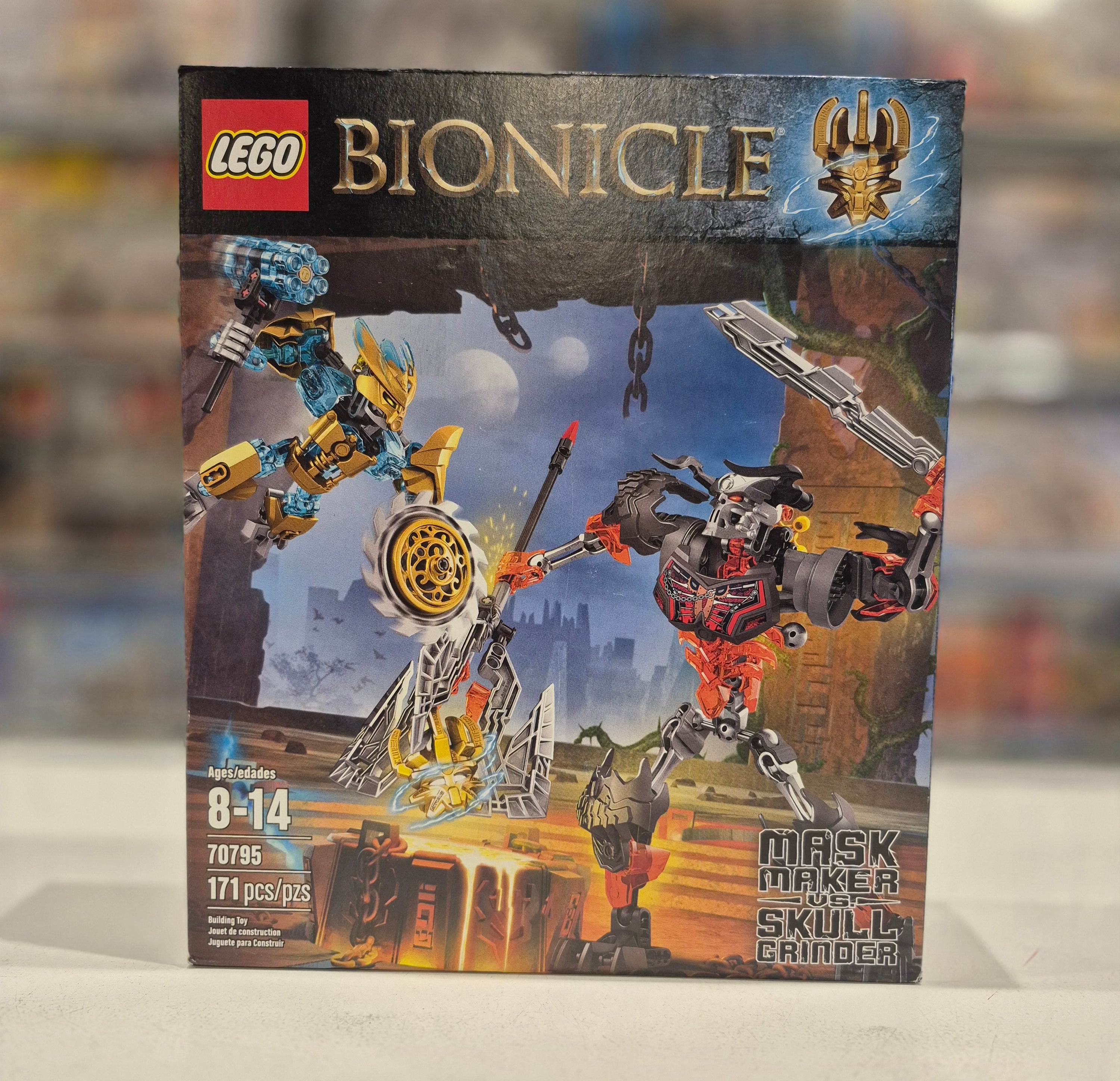 Mask Maker vs. Skull Grinder, 70795