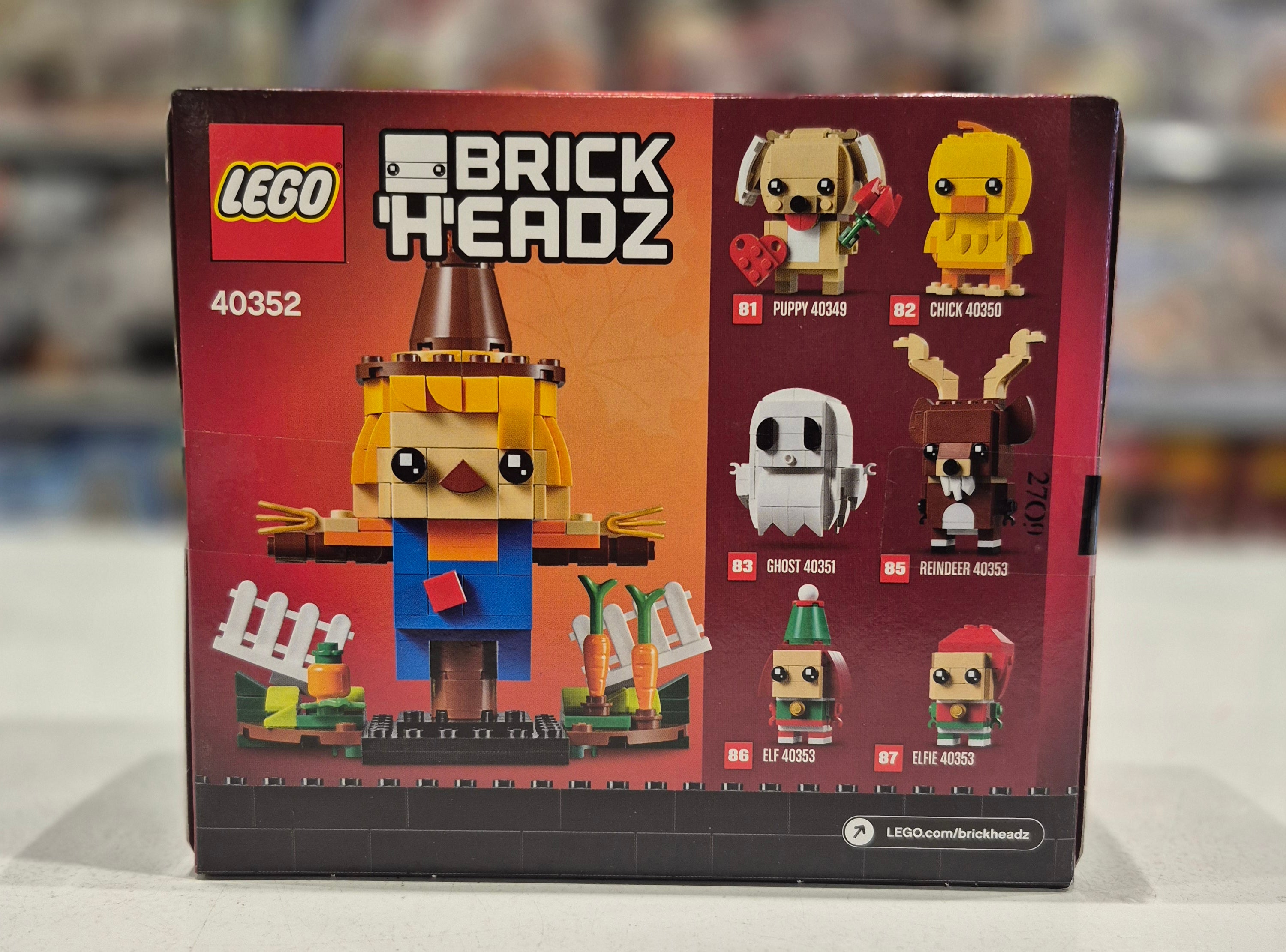Scarecrow, 40352